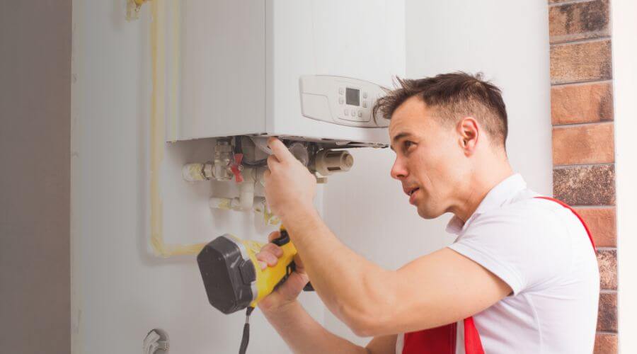Professional Tankless Water Heater Installation in Albia, IA
